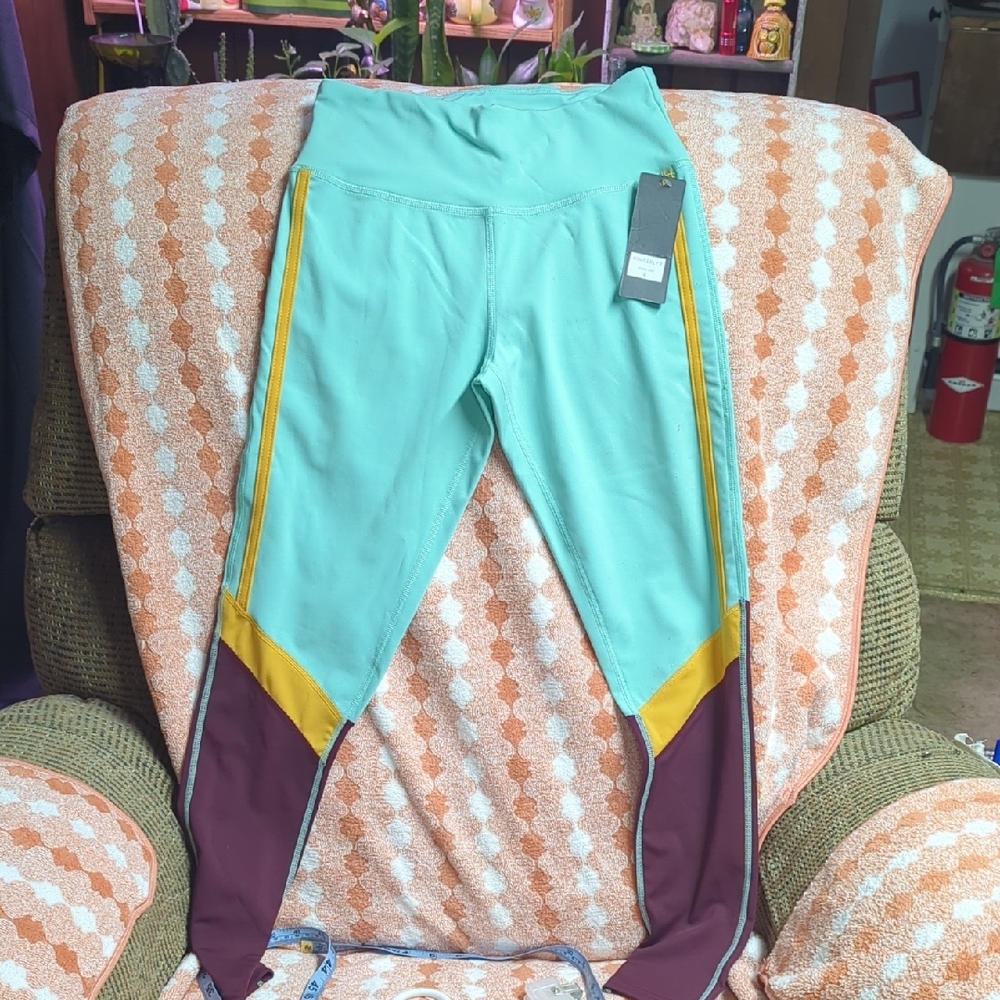 Stylish Woman Bottoms in Teal and Maroon
